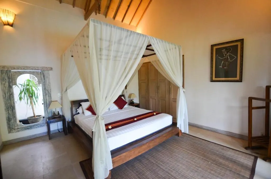 A Cozy 3 Bedrooms Villa With Pool Seminyak  Indonesia