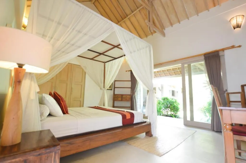 A Cozy 3 Bedrooms Villa With Pool Seminyak