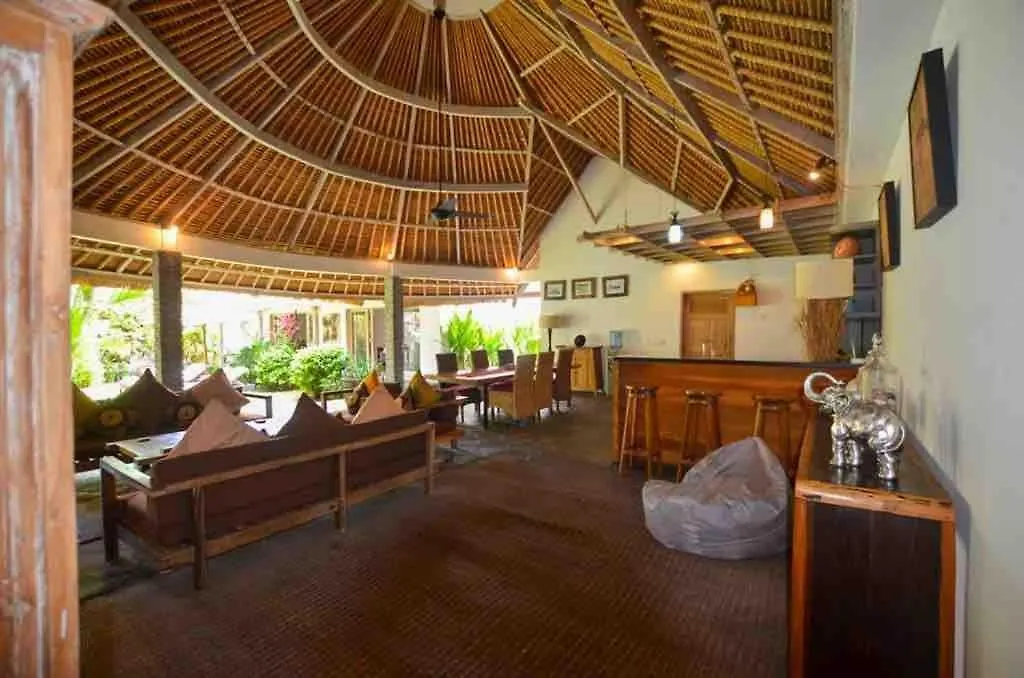 A Cozy 3 Bedrooms Villa With Pool Seminyak  Indonesia