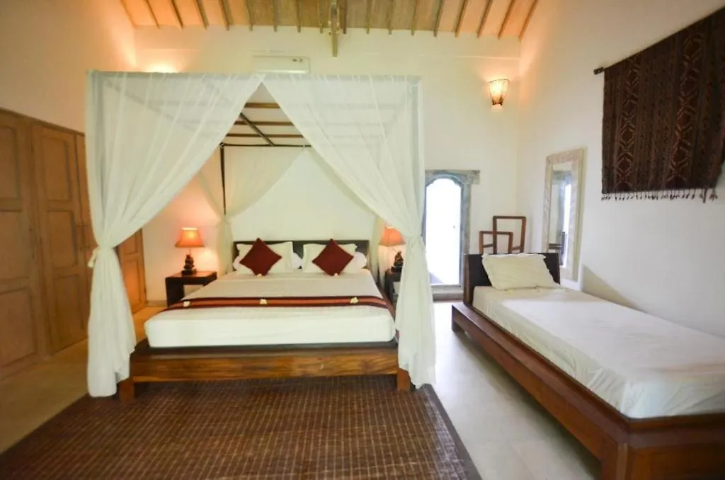 A Cozy 3 Bedrooms Villa With Pool Seminyak